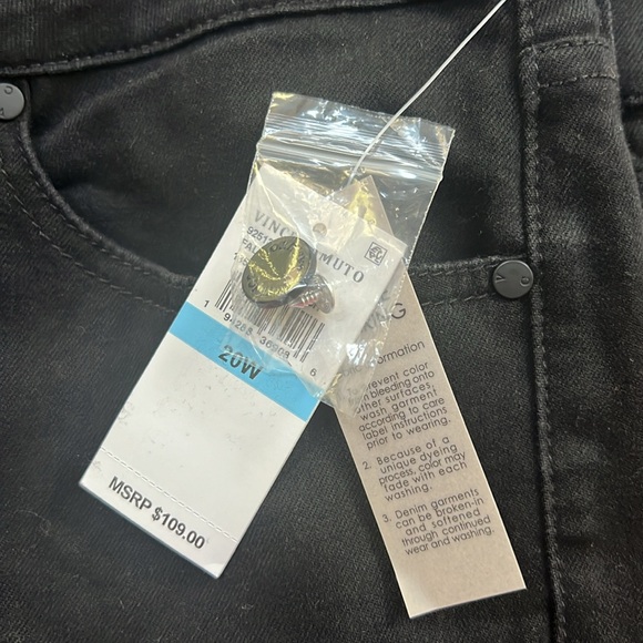 Vince Camuto Fray Hem Skinny Jeans in La Brea Wash - Picture 8 of 8